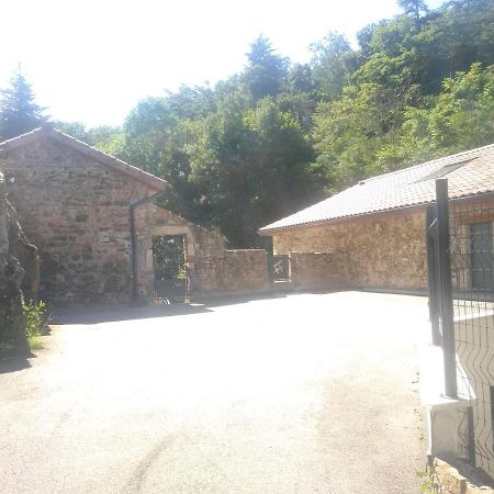 Gite Au Coeur Du Parc Naturel Regional Du Pilat Pelussin Exterior photo